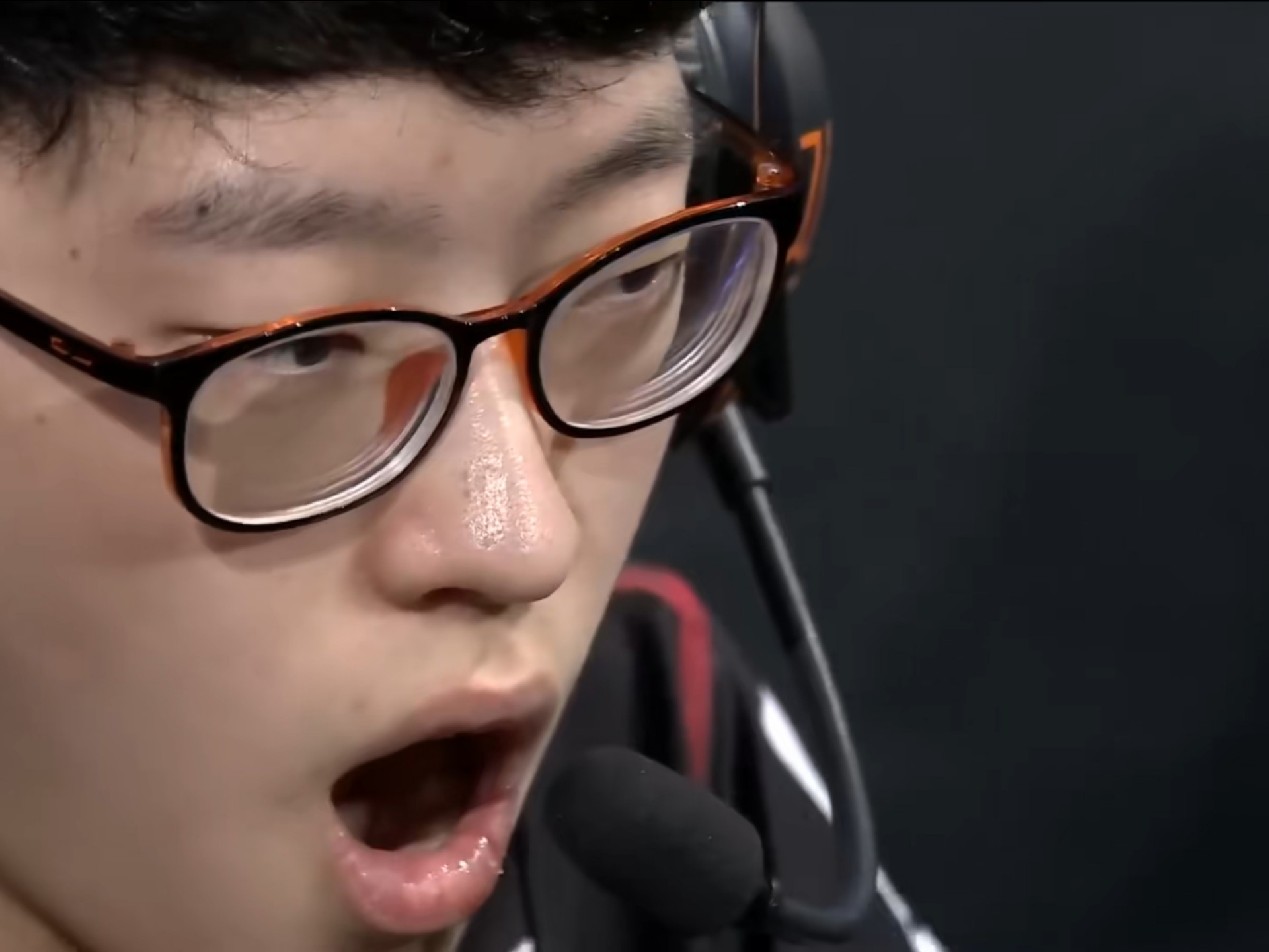 Scout遭遇三持续失利，掘金教练压力巨大！全场沸腾不已的简单介绍