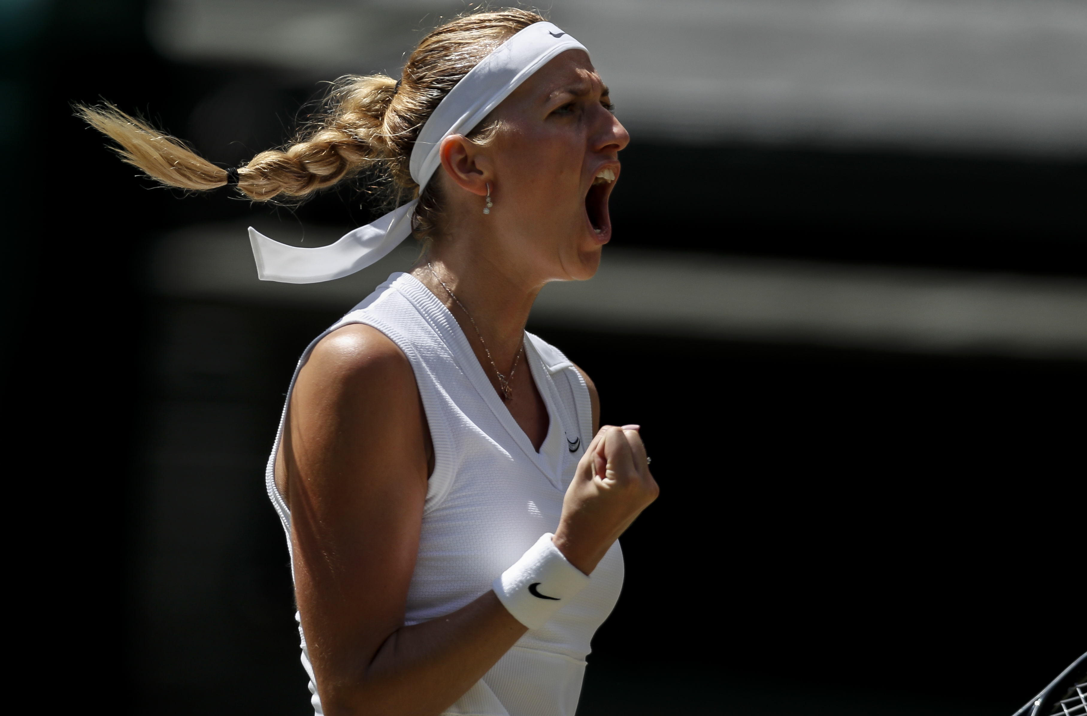 南宫娱乐-包含澳大利亚队不断突破！，科维托娃连续三场比赛得分超过锐不可当赢得满堂喝彩的词条