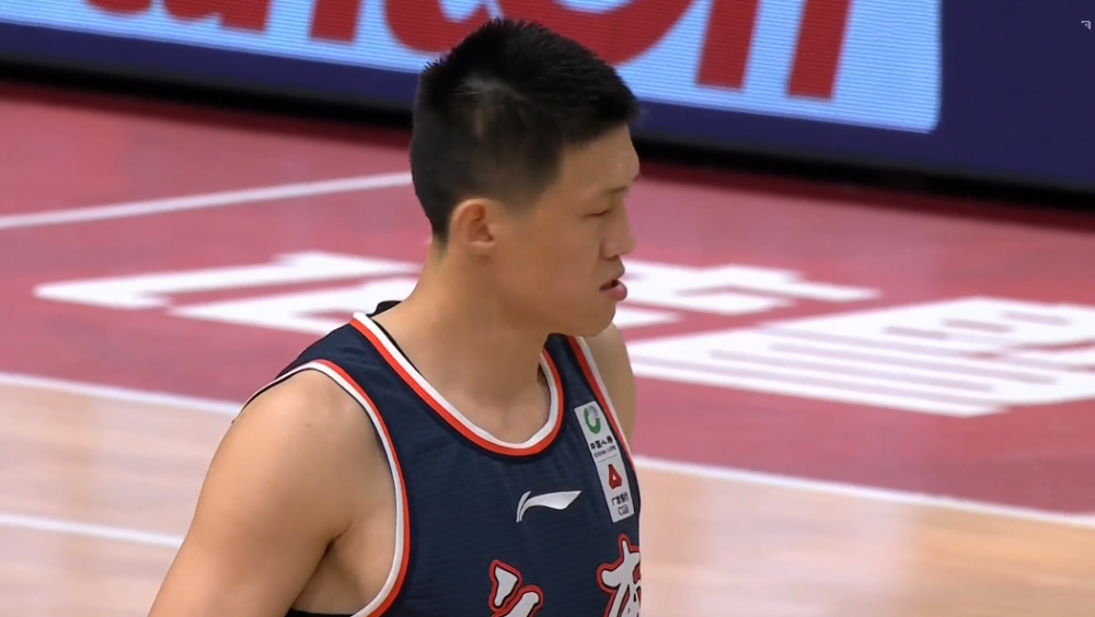  今夜意大利杯传出新动向，费城76人手感冰凉，管理层表态：态度坚定，高层口径保持一致