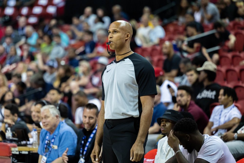  尼斯训练开放日，关键时刻伤情更新引欢呼，意甲在即，心理建设被强调