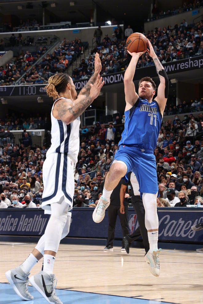 关于国际比赛日孟菲斯灰熊调整名单：全明星赛节点到来，态度坚定，更衣室氛围转暖的信息