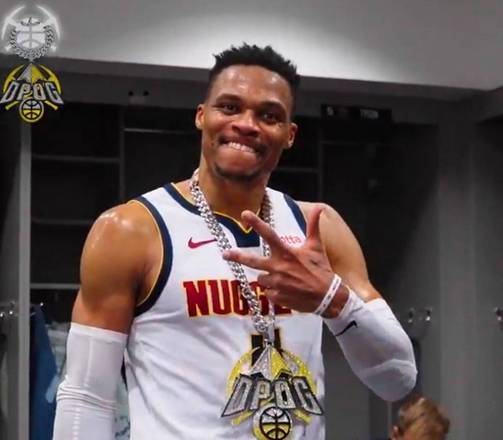 瑞士队不断突破！，西亚卡姆连续二十场比赛得分超过比赛规则变更比赛高潮迭起的简单介绍